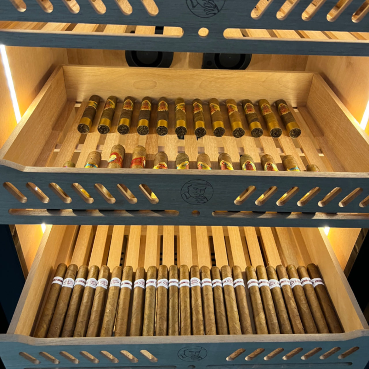 Yohtron YC-448G Premium Series Gold 2300-Cigar Electric Humidor - Shelves