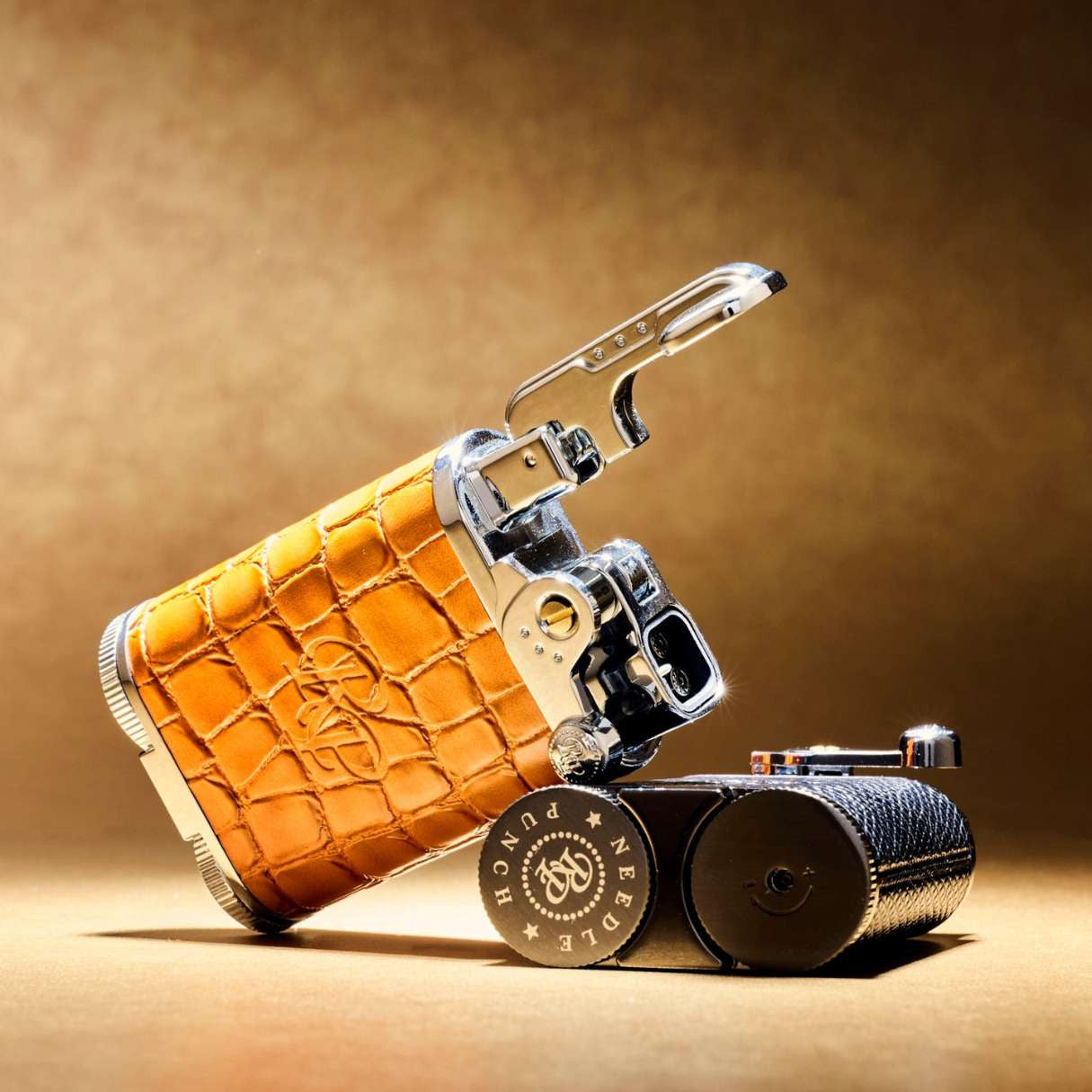 Rocky Patel Davenport Torch Flame Quad Jet Cigar Lighter - Burnt Orange - Lid Open