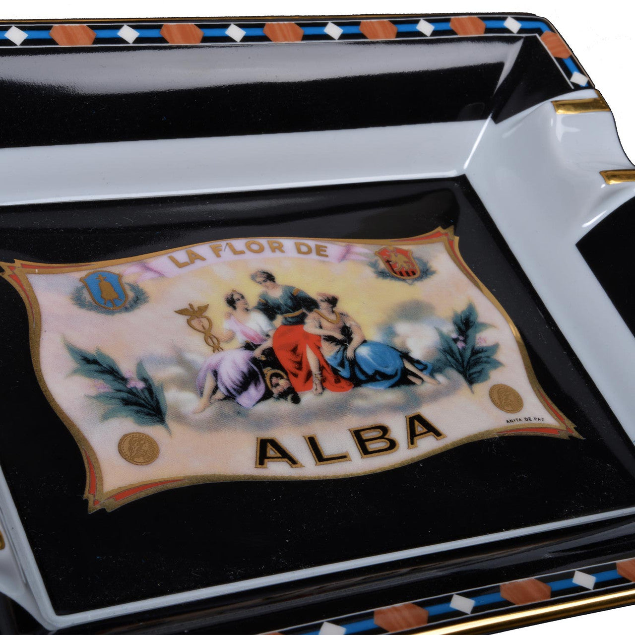 Elie - Bleu - Black - Cigar - Ashtray - Flor - de - Alba - Collection - Exterior - Close