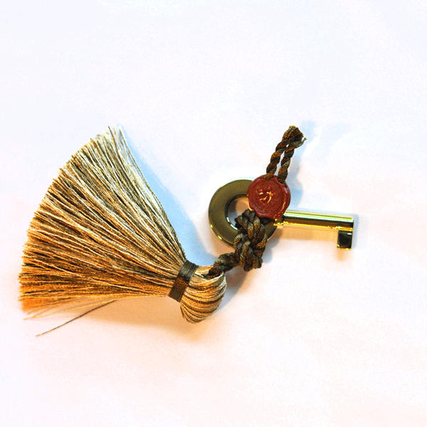 Elie Bleu Humidor Key with Tassel - Gold (NS61AUJT)