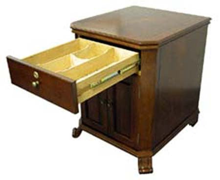 Montegue End Table Humidor - 600 Cigars