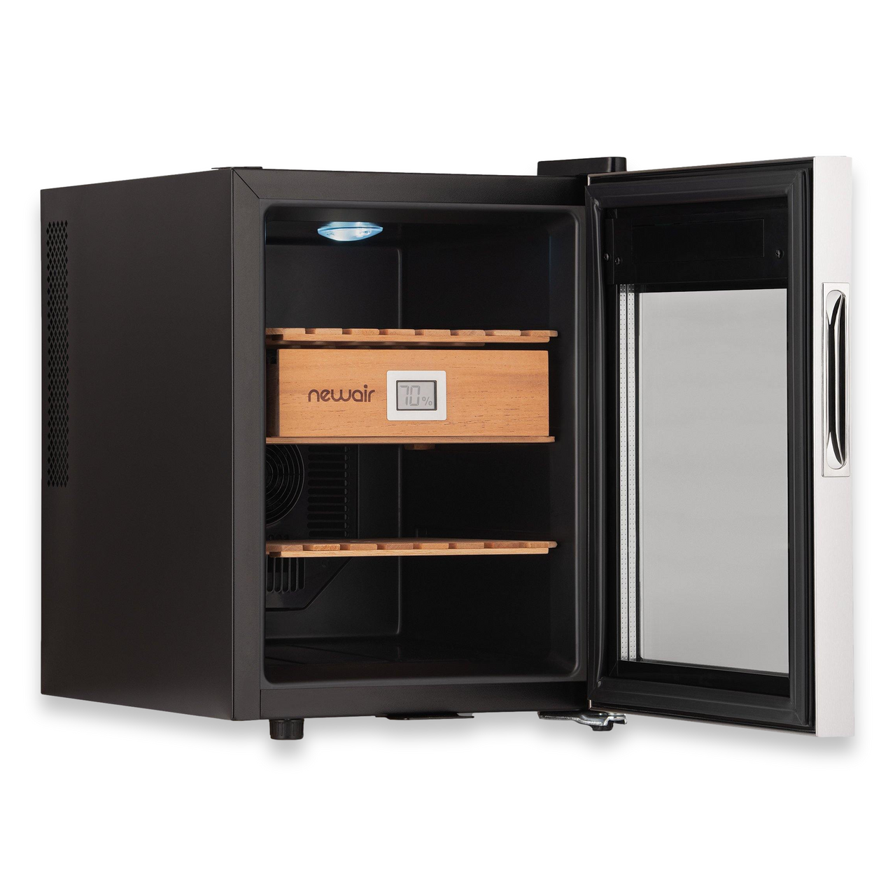 NewAir 250-Cigar Electric Humidor with Thermoelectric Cooling - Interior Right