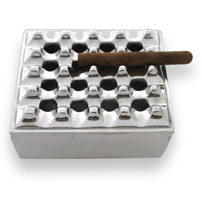 Quality Importers Polished Grid Metal 4-Cigar Ashtray - Exterior Front