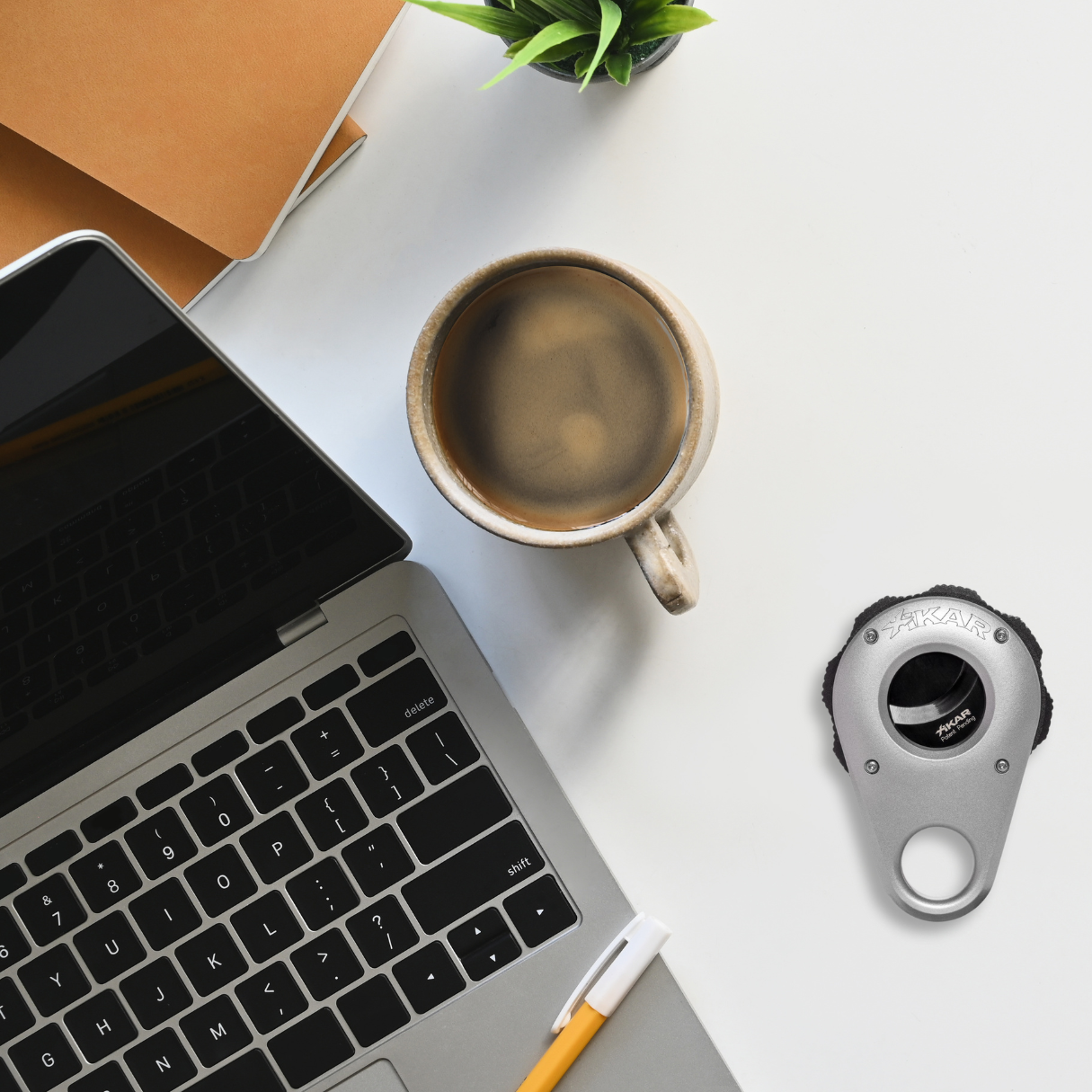 Xikar Revolution Xi 360 Double Blade Cigar Cutters - Silver - Flatlay