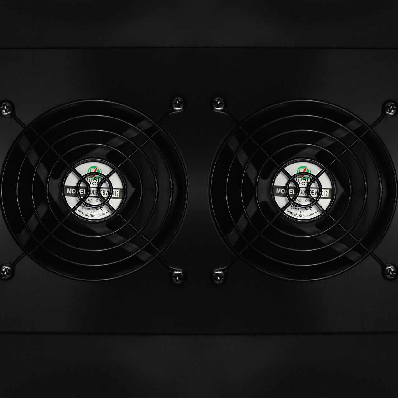 Whynter CHC-421HC Elite Touch Control Stainless 400-Cigar Cooler Humidor 4.2 cu. ft.  - Compressor Cooling