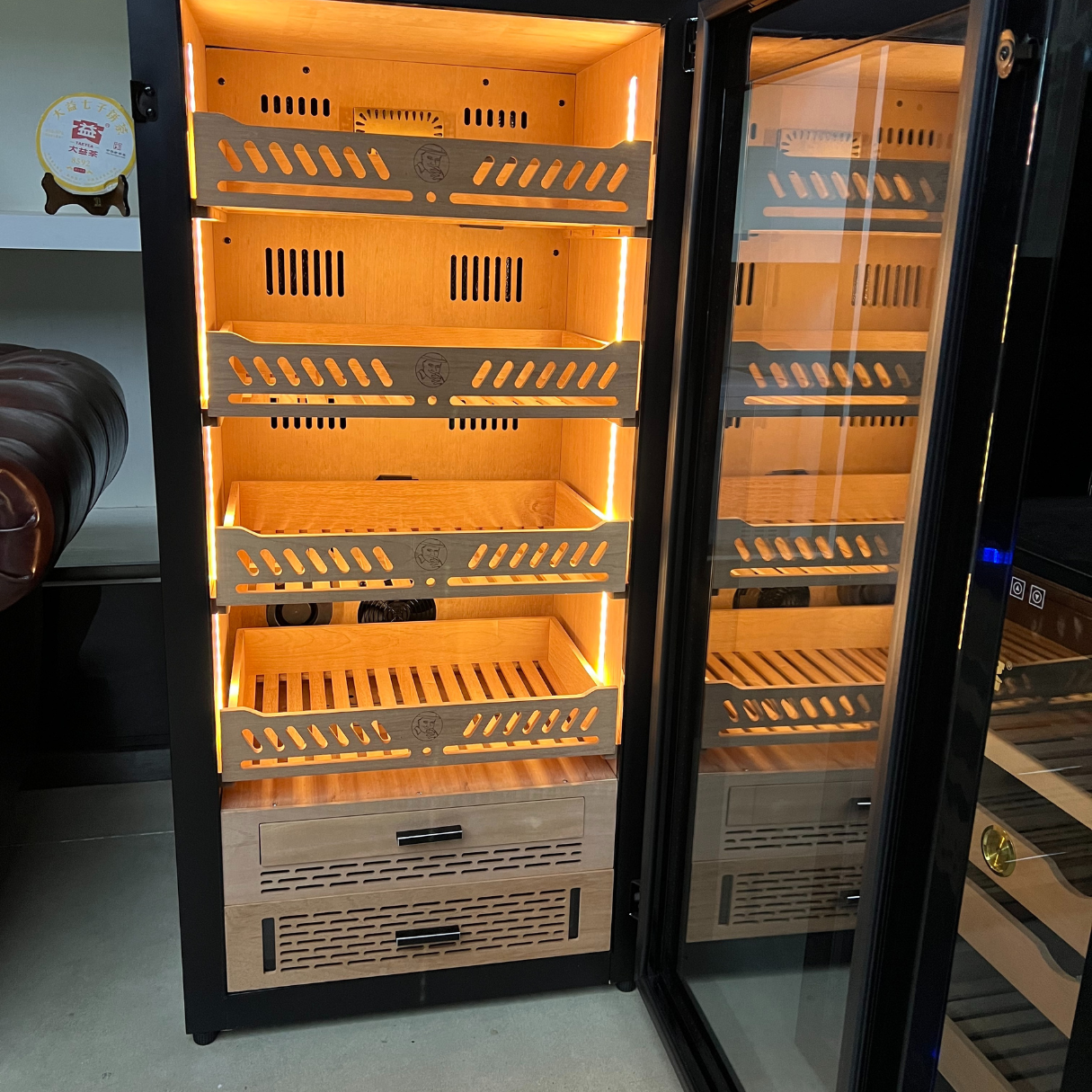 Yohtron YC-248 Premium Series Classic Black 1200-Cigar Electric Humidor - Open Door