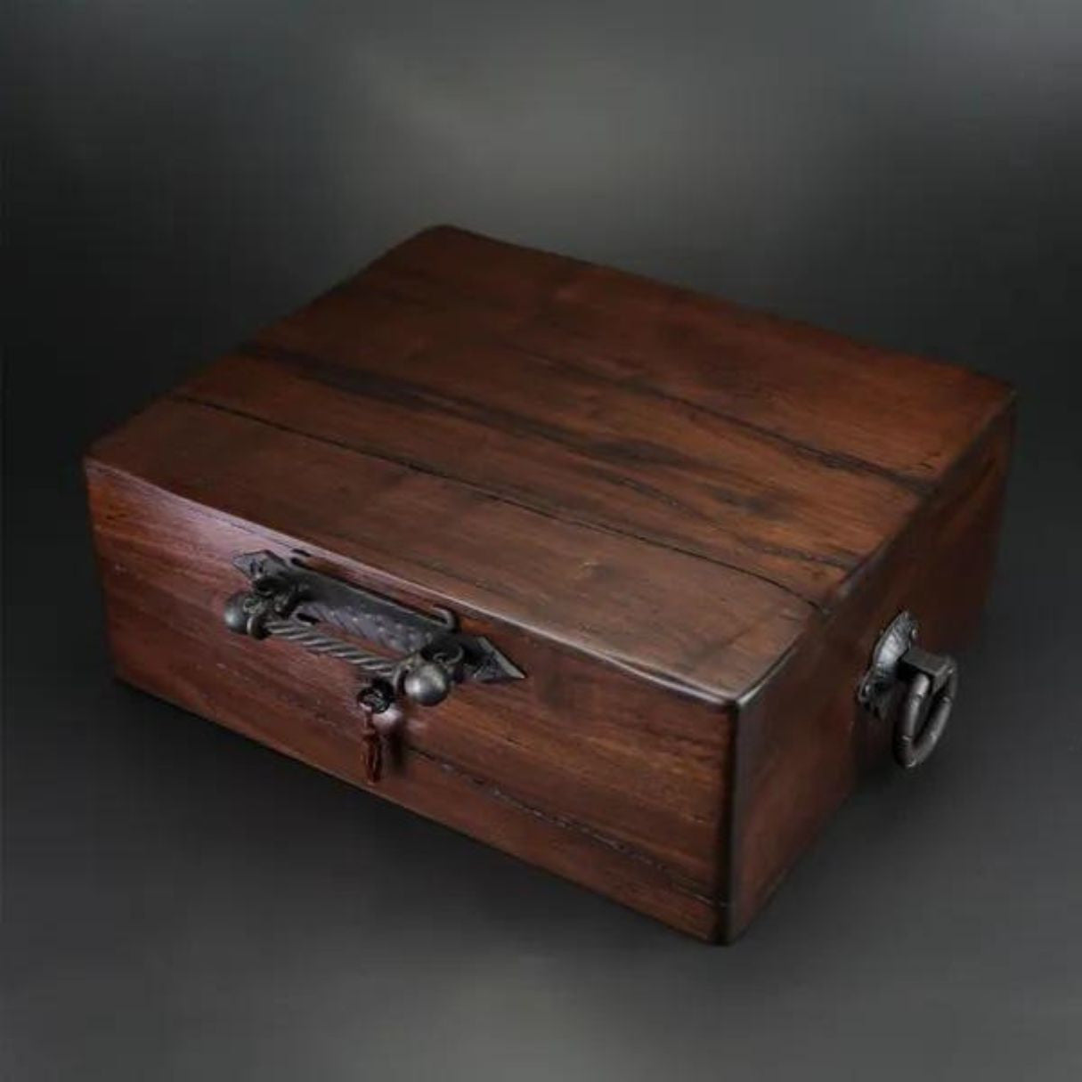 Brizard & Co Hacienda Walnut 70-Cigar Desktop Humidor - Main Image - Left Facing