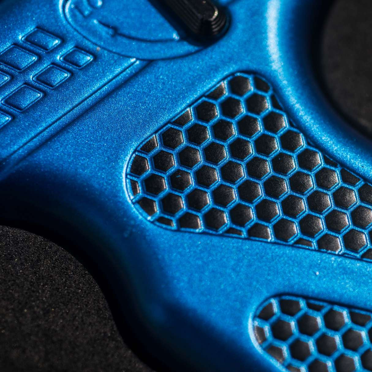 Dissim Hammer Inverted Soft Flame Pipe Lighter - Blue - Details