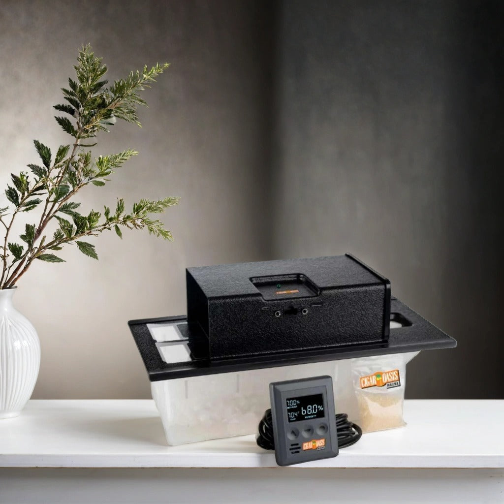 Cigar Oasis Magna 3.0 Electronic Humidifier - Lifestyle image