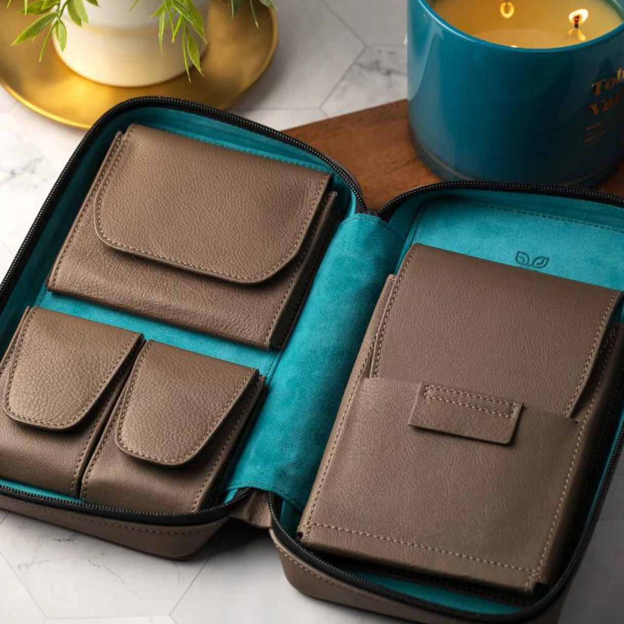 Peter James Alcantara Leather 7-Finger Soft Cigar Cases - Maritime Mocha Mélange - Interior Details