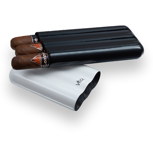 Visol Agent White and Black Carbon Fiber Cigar Case - 3 Finger - Interior Front with Cigars